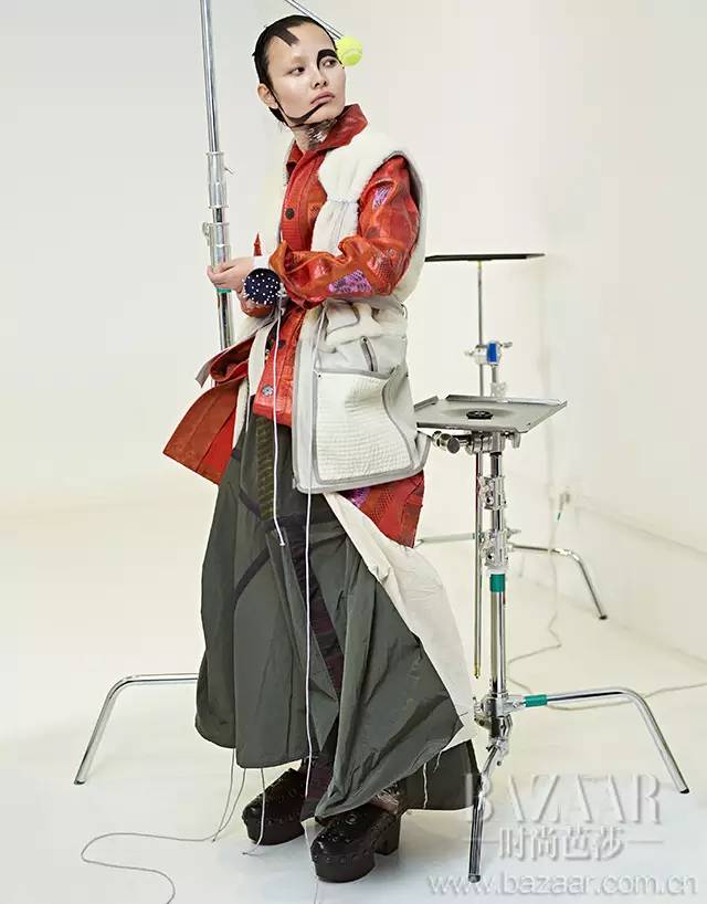 混搭风穿搭时髦不俗气,混搭风格穿出时尚范