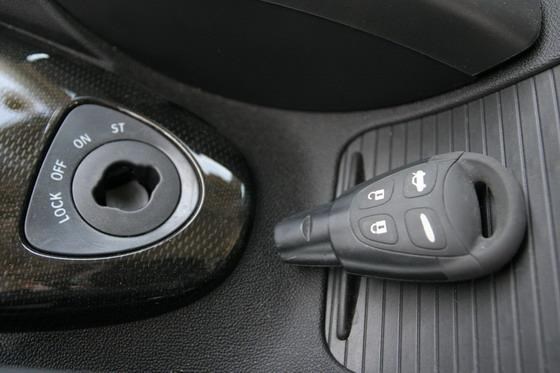 萨博93售价8万,萨博93哪一款是四驱的