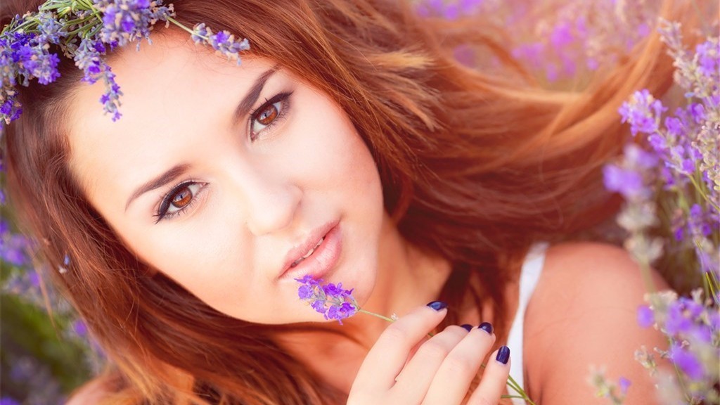 香水过敏涂抹什么药膏,紫外线过敏涂抹什么药膏