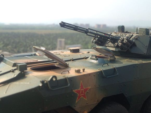 这款游戏完美诠释了汉字的意义,游戏中的中国步战车