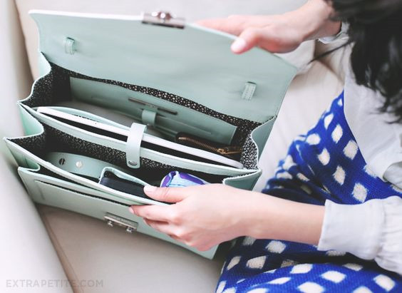 如何挑选上班包包品牌女士,怎样选择一个好的包