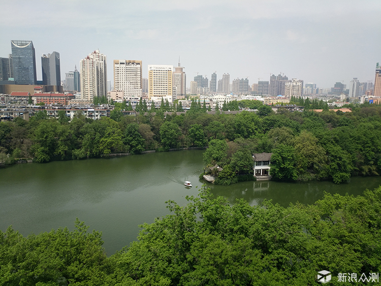 vivoxplay5旗舰版是最强机吗,vivoxplay5旗舰版外观