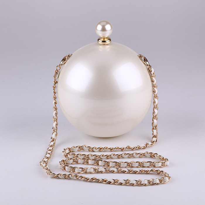 小香风适合什么样的人穿着,小香风里头穿啥