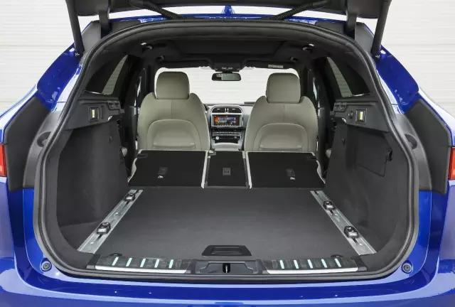 捷豹f-pace3.0t保时捷macans,2022款捷豹f-pace焕新而至