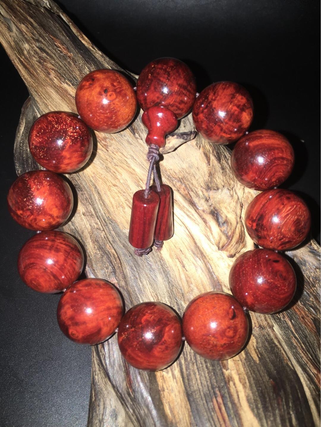 小叶紫檀越盘越亮吗,小叶紫檀怎样盘才能亮