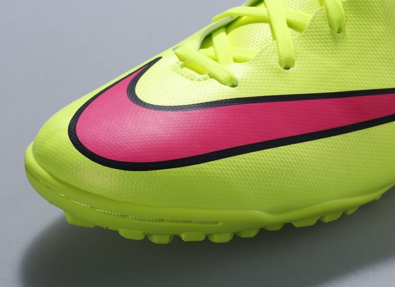 如何让你的女朋友爱上足球的视频,让女朋友彻底爱上足球