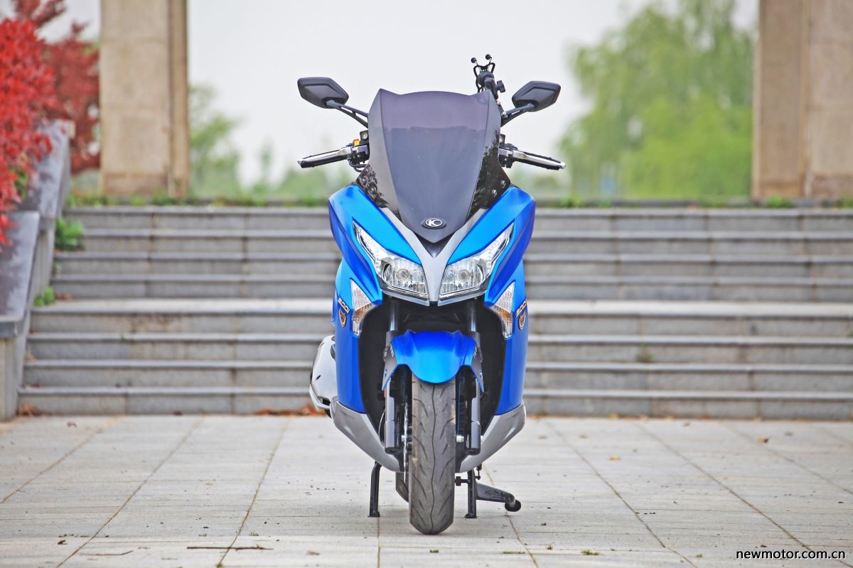 光阳赛艇300测评,牛摩测评赛科龙