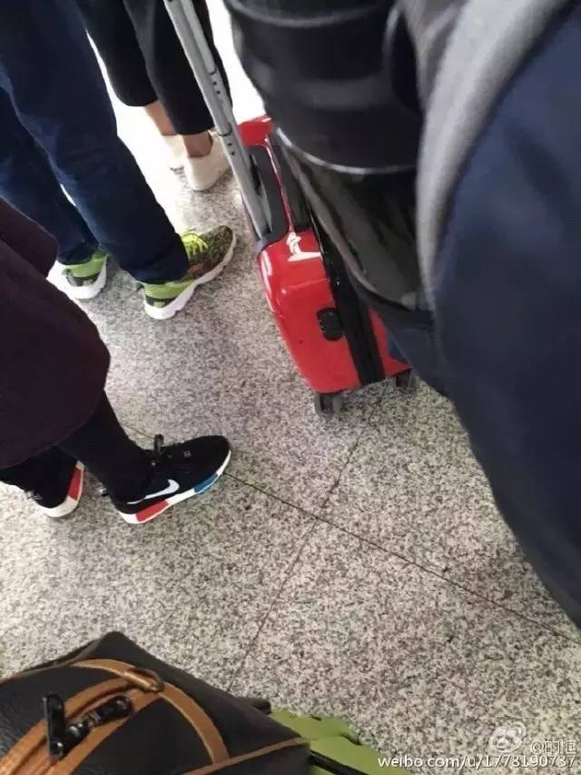 火遍青田乃至全国的国民街鞋NMD，我可以退吗？买完一脸懵逼.....