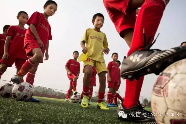 资深媒体人许绍连:35年后中国足球变世界一流,你真的相信吗?