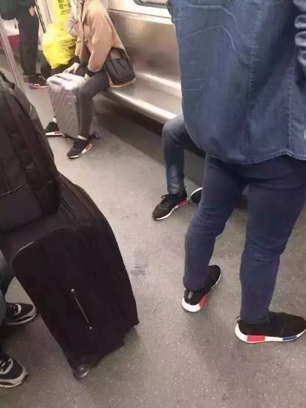 火遍大街小巷的鞋子,火遍全世界中国鞋