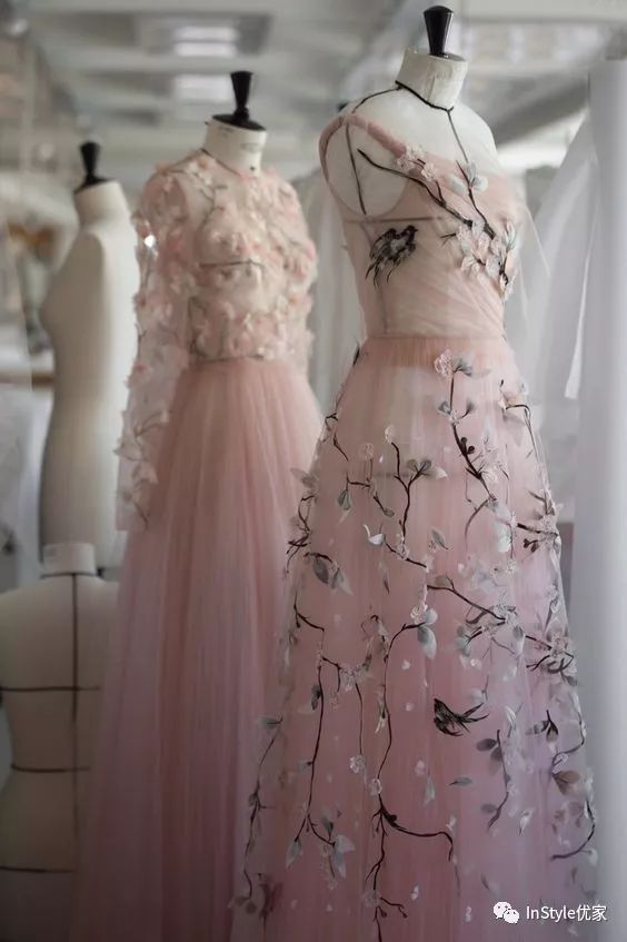 pantone公布的2018的流行色,pantone发布2018年流行色