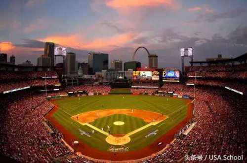 加州查米纳德大学,加州查米纳德预备学校加州北部