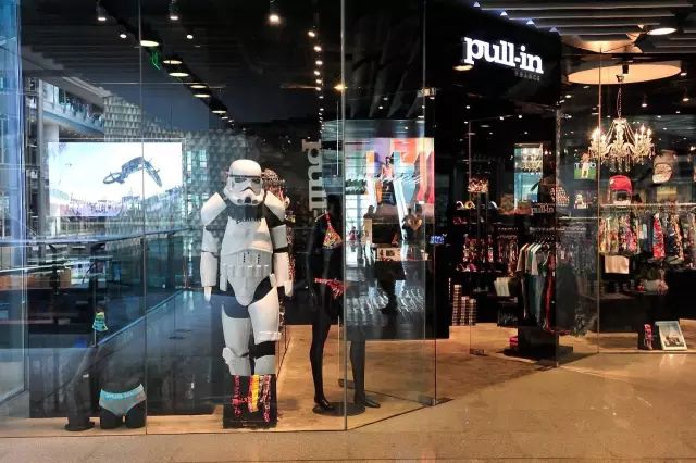 芳草地购物中心特色,芳草地购物中心介绍