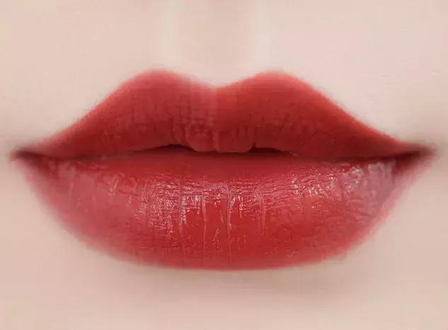 好用又便宜的彩妆产品推荐,新手必有的彩妆产品推荐