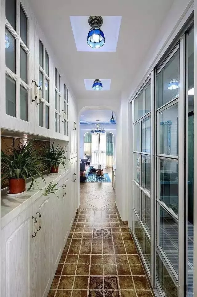 昆明恒大名都刘女士把新家装修成大海，老公说每次回家都想冲个浪