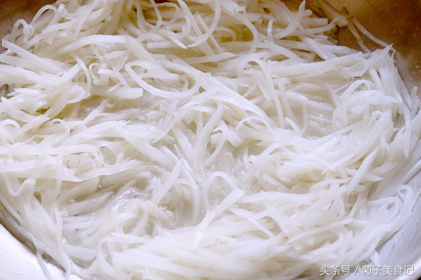 好喝的萝卜肉片汤,最好喝的肉丸汤