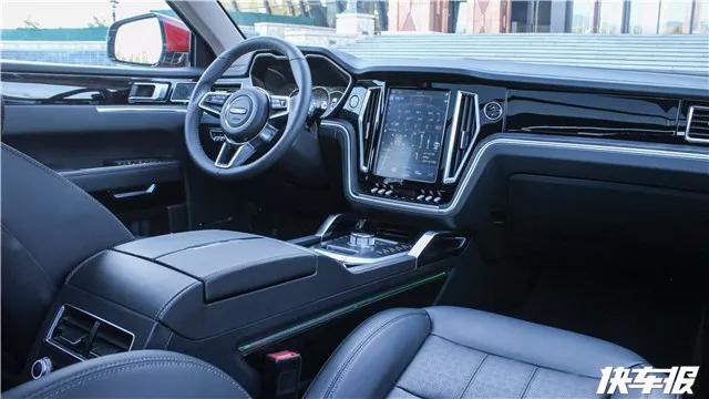 二手众泰t700试驾,众泰t700美女试驾视频