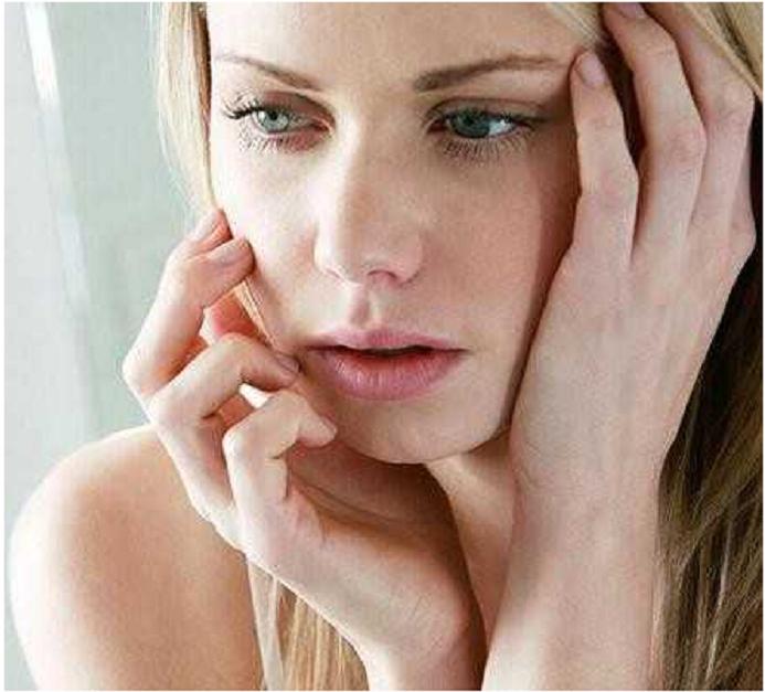 在家如何快速缓解脸部泛红发烫,如何缓解脸颊突然发红发烫