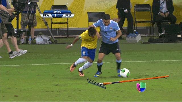 球场上的特效搞笑瞬间,球场大屏幕特效