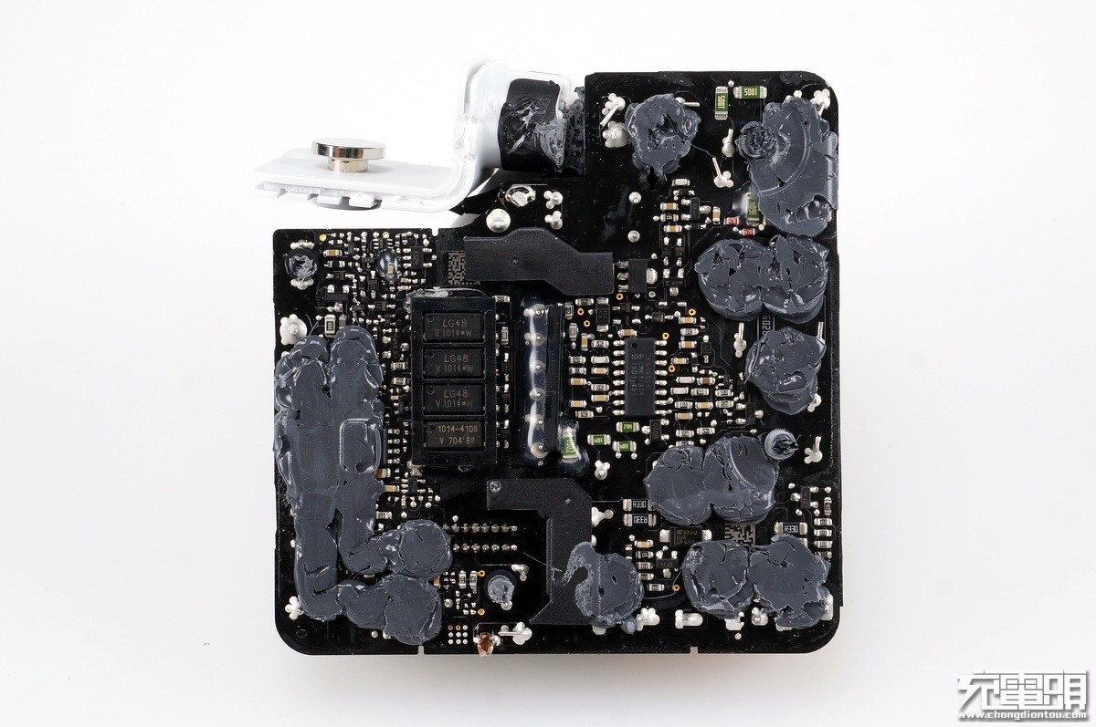 有没有仿的很真的苹果充电器,贫穷限制了我的想象力动画