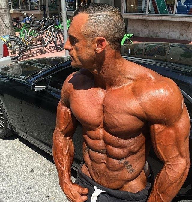 后束肌肉训练方法,后束训练三头发力