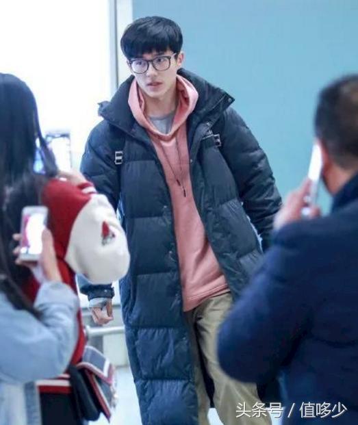 明星同款中戏羽绒服,明星同款中戏大衣