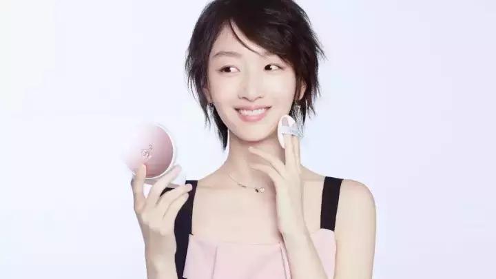 消除暗黄保湿气垫霜,十大最好遮瑕气垫干皮