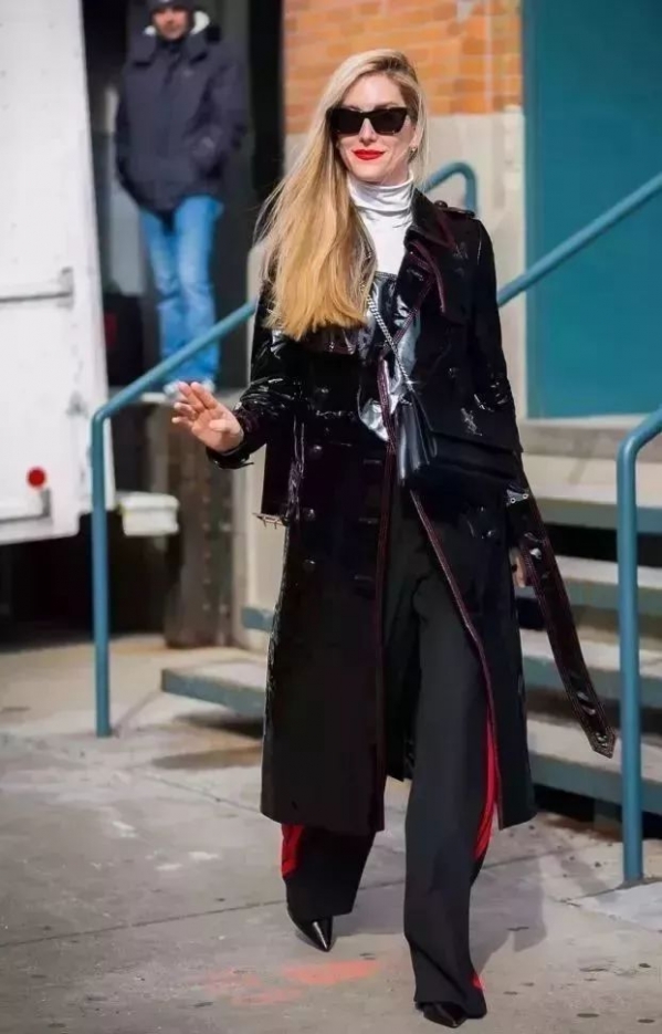 皮衣应该选贴身的好,皮衣好