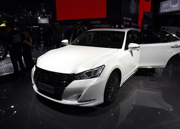 新捷豹xfl将上市,新捷豹xel上市银色