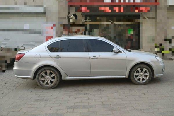 大众朗逸2011款1.6l自动品雅版黑色,2011款大众朗逸1.6手动品悠版