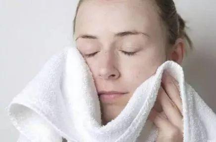 变美没有捷径只有坚持自律,冬天如何做到美白