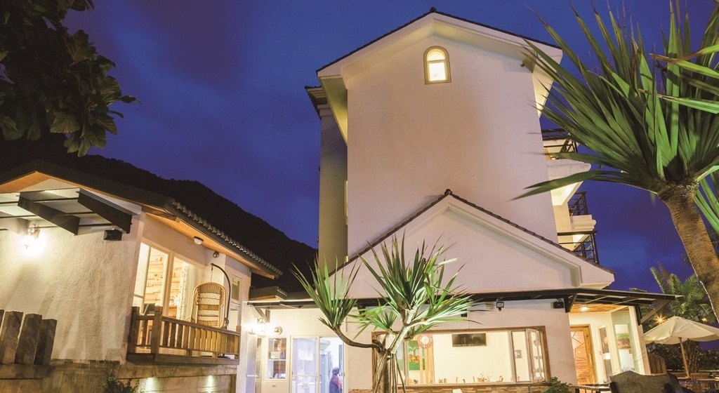 花莲民宿地中海恋人海景,台湾高雄花莲民宿