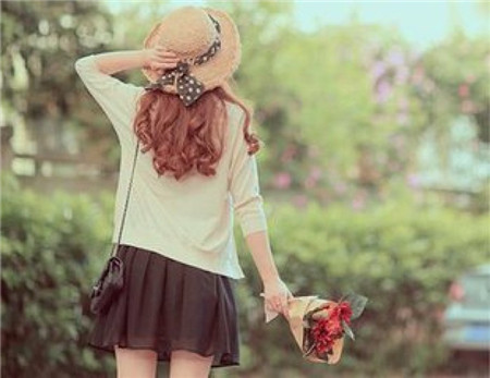 玫瑰亮肤滋润爽肤水,玫瑰保湿补水爽肤水功效