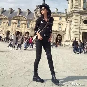 高圆圆晒别墅照，不料腿上的“魔术裤”亮了，网友：给我来一打