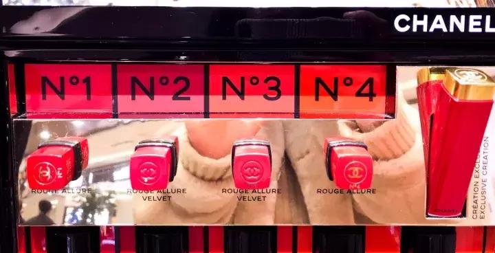 去年的衣服配不上今年的你,去年的首饰配不上今年的你了