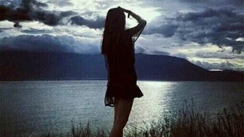 婆婆嫌我丑让我整容,婆婆总是整容