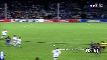 小罗绝技牛尾巴,小罗圆月弯刀