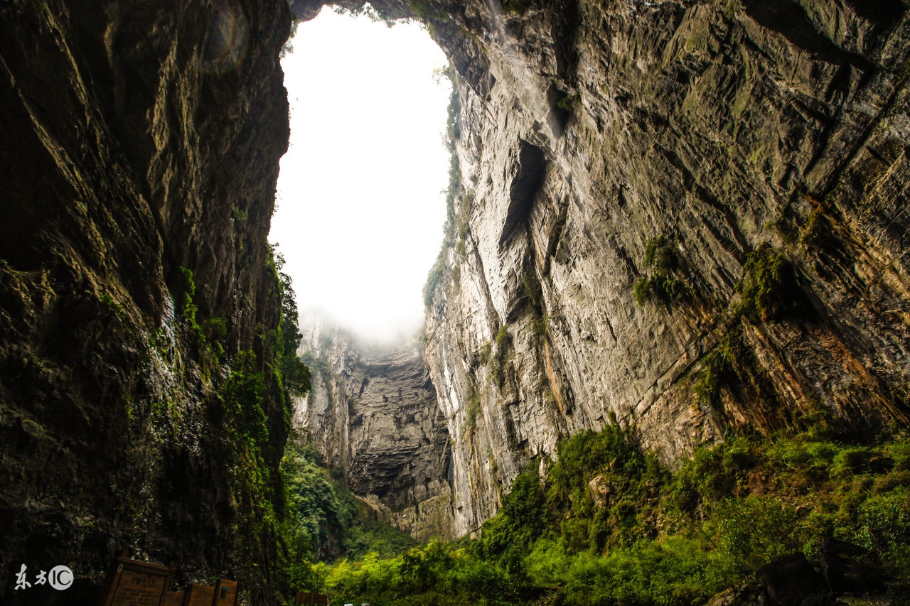 重庆雾都攻略,雾都重庆有多魔幻