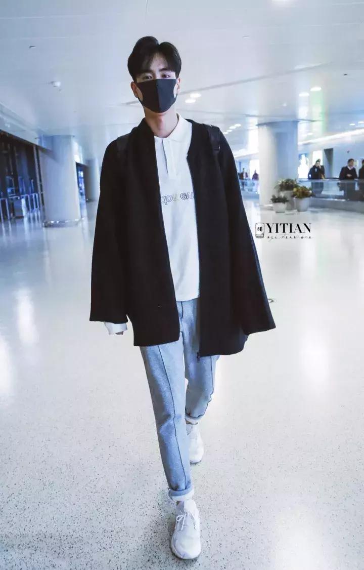 又少一个男神?没关系,你们的新晋男票“小彭于晏”已经上线!