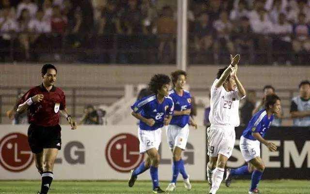 亨利手球绝杀爱尔兰萨科齐,盘点手球的有效进球