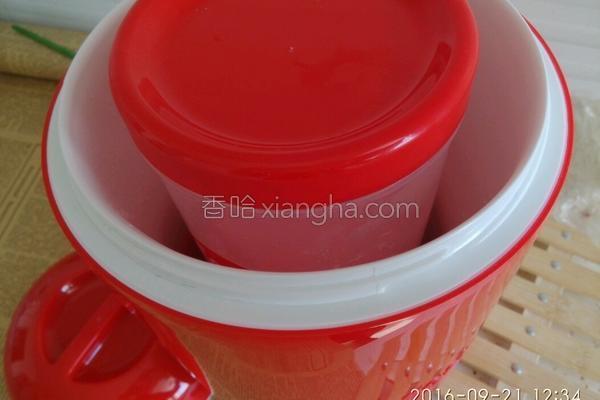 小熊酸奶机的酸奶制作方式,酸奶机水果味酸奶的做法