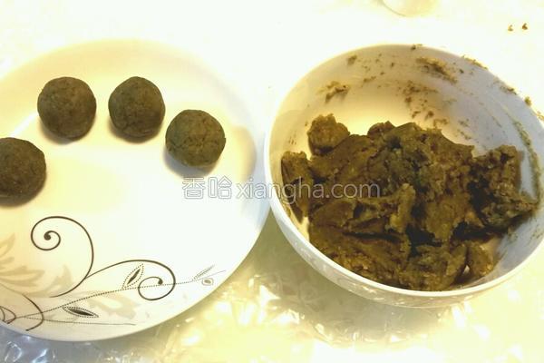 绿豆饼皮制作方法,纯手工带皮绿豆饼