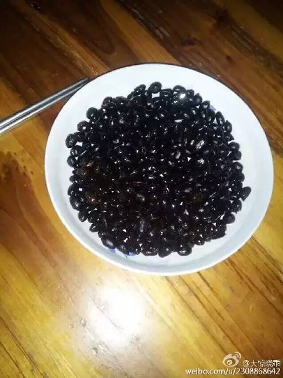 爆笑！天津网友晒图爆料女友把鱼炸成“鸟”，鱼临死前表示“鬼知道我经历了什么”