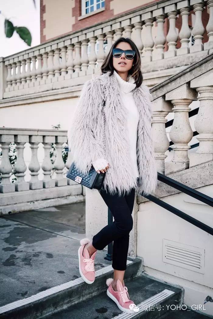 再见小白鞋,再见小白