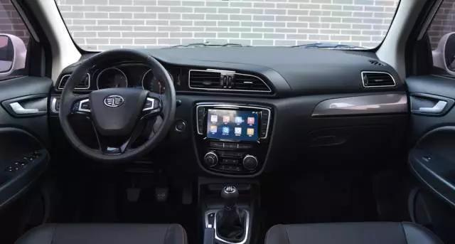 骏派d601.8自动挡怎么样,一汽森雅r7和骏派d60哪个好