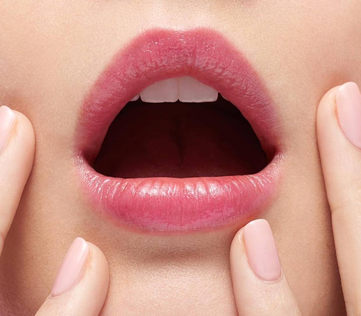 最显白的十支大牌口红,2019最火的100支口红全试色