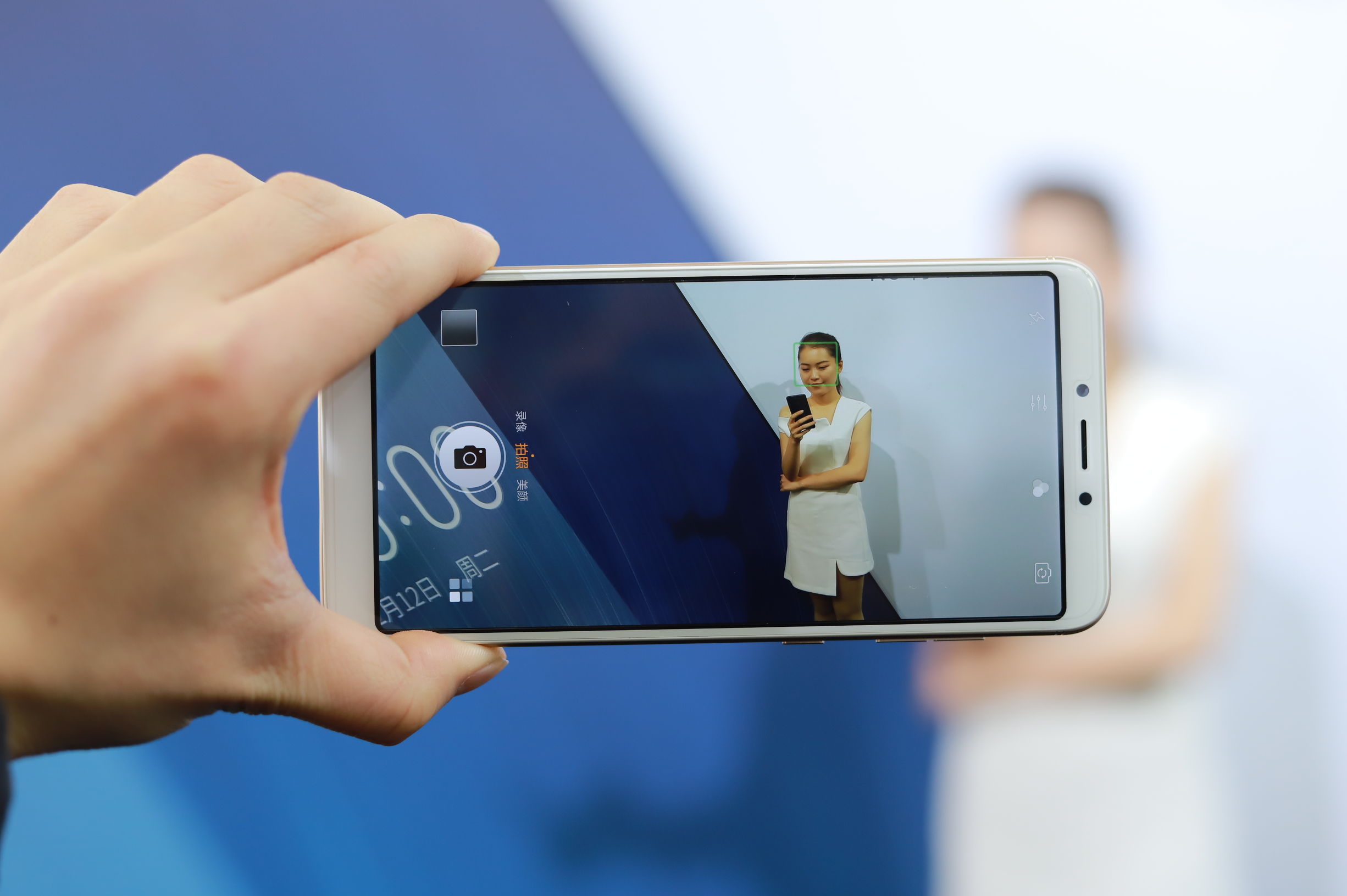 360手机n6lite,360n6和n6lite哪个好