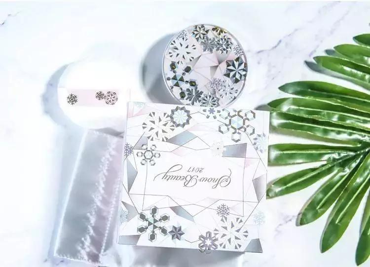 cpb贵妇粉霜好用吗,cpb和dior粉底液