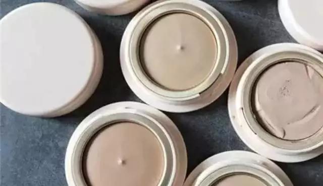 一路开挂底妆全线测评全是大实话,值得买的第一瓶大牌粉底液