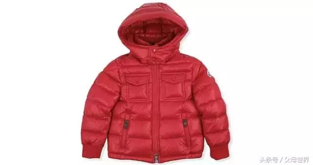 宝宝冬季穿羽绒服,冬天宝宝穿的羽绒服